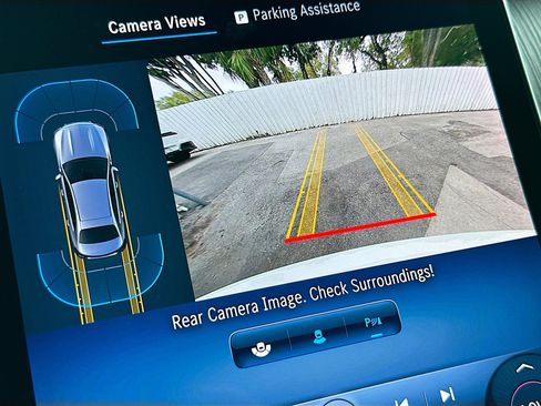 Used 2024 Mercedes-Benz C 300 4MATIC Sedan image 13