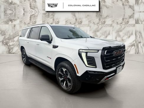 Used 2026 GMC Yukon XL AT4 AWD/4WD image 6