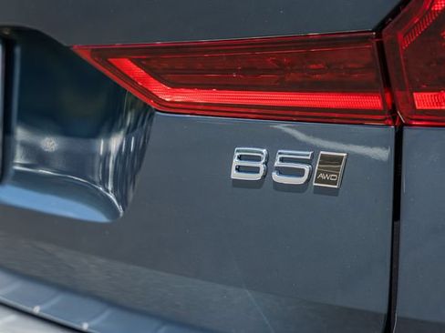 New 2027 Volvo XC60 B5 Plus AWD/4WD image 8