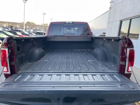 Used 2018 RAM 3500 Laramie image 26