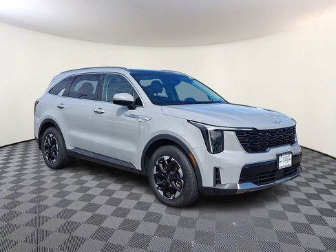 Certified 2025 Kia Sorento S w/ Panoramic Sunroof Package FWD image 1