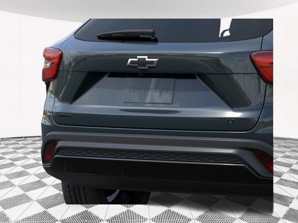 New 2026 Chevrolet Trax LT w/ Driver Confidence Package FWD image 22