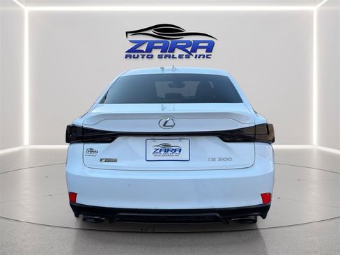 Used 2019 Lexus IS 300 F Sport w/ F Sport Package RWD image 6