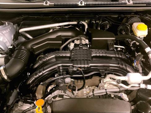 Certified 2024 Subaru Crosstrek 2.0i Premium image 29