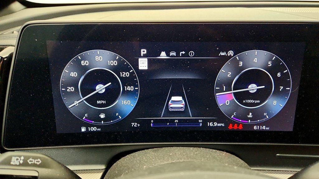 Used 2025 Kia Sportage SX FWD image 15