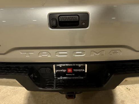 Certified 2023 Toyota Tacoma SR5 AWD/4WD image 25