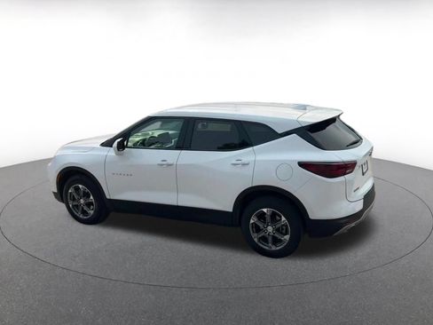 Used 2025 Chevrolet Blazer LT FWD image 10