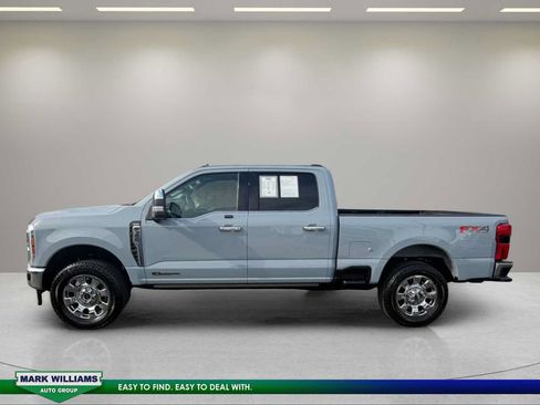 Used 2025 Ford F350 Lariat w/ Lariat Ultimate Package AWD/4WD image 5