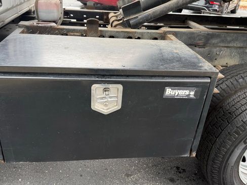 Used 2019 Ford F350 XL w/ Power Equipment Group image 5