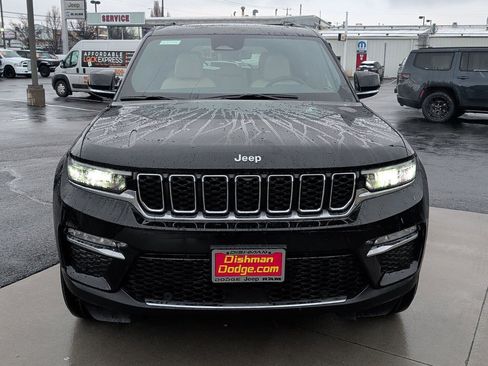 New 2025 Jeep Grand Cherokee Limited w/ Luxury Tech Group II image 2