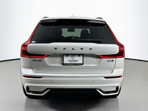 Used 2026 Volvo XC60 B5 Core AWD/4WD image 7