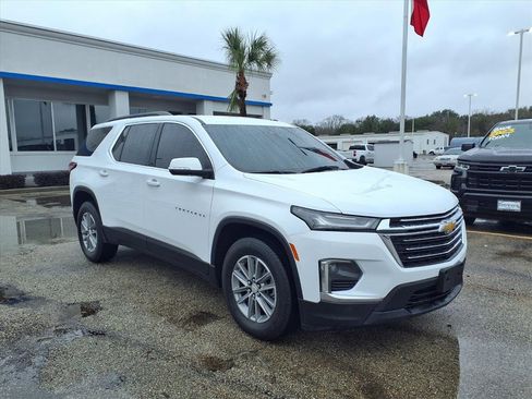 Used 2022 Chevrolet Traverse LT image 20