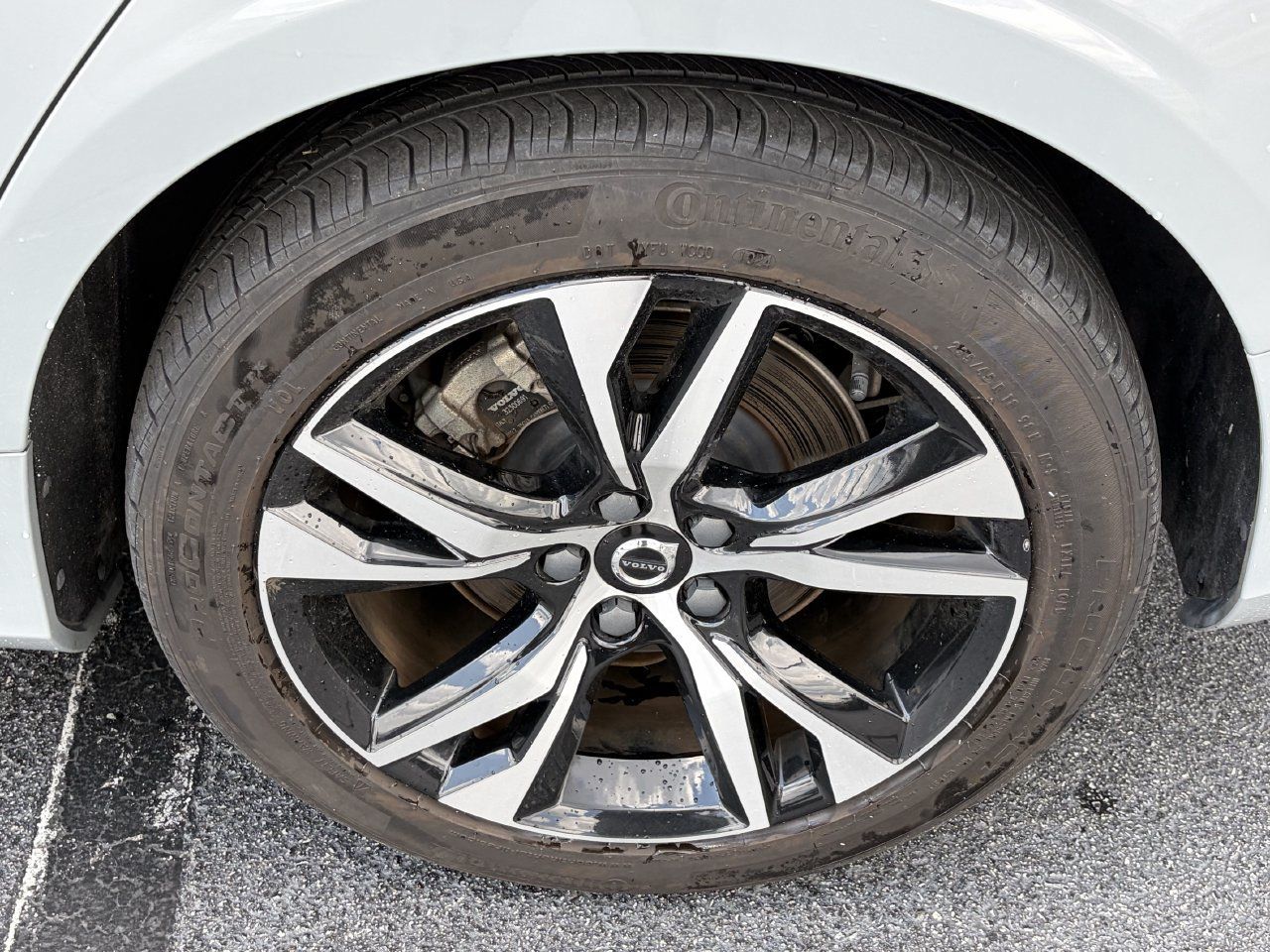Used 2024 Volvo S60 B5 Core FWD image 26