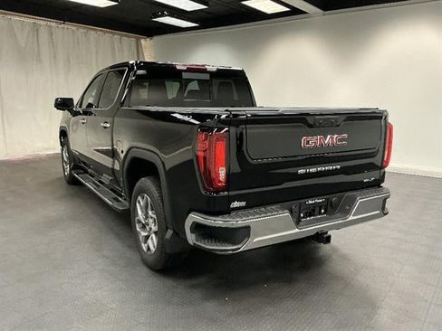 New 2026 GMC Sierra 1500 SLT w/ SLT Premium Package AWD/4WD image 3