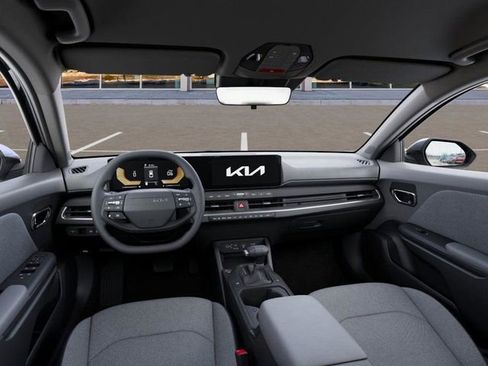 New 2025 Kia K4 LXS image 15