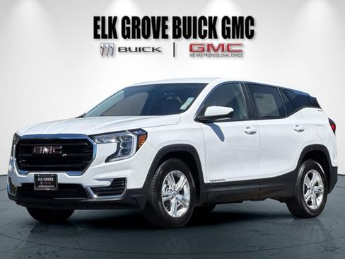 Used 2024 GMC Terrain SLE FWD image 8