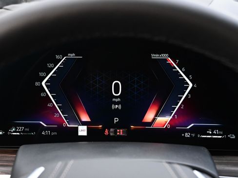 New 2026 BMW X5 xDrive50e w/ Premium Package image 14