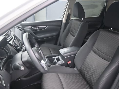 Used 2017 Nissan Rogue S image 14