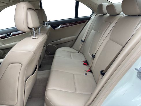 Used 2010 Mercedes-Benz C 300 Sedan image 13