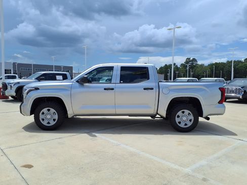 Used 2023 Toyota Tundra SR w/ SR Tow Package AWD/4WD image 8