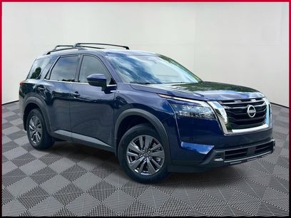 Used 2025 Nissan Pathfinder SV w/ SV Premium Package