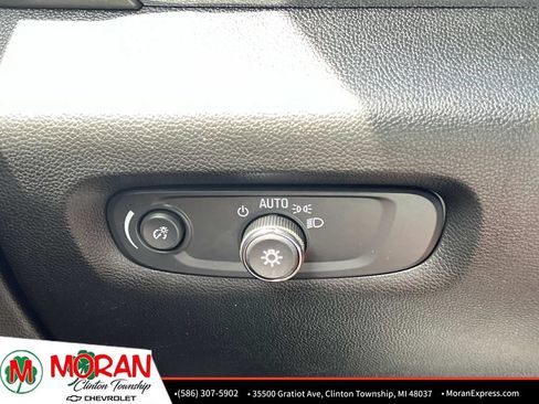 Certified 2023 Chevrolet Traverse LT FWD image 29