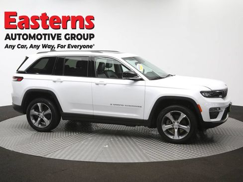 Used 2023 Jeep Grand Cherokee 4WD 4xe image 50