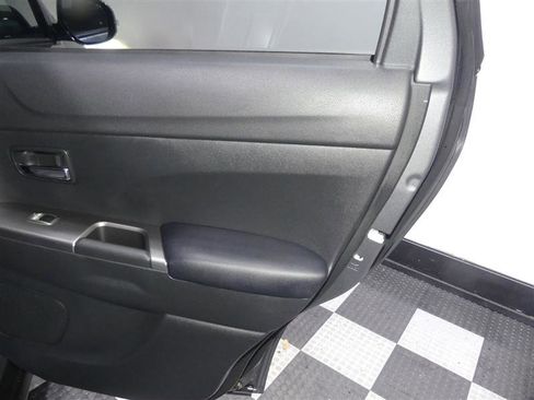 Used 2025 Mitsubishi Outlander Sport SE image 26