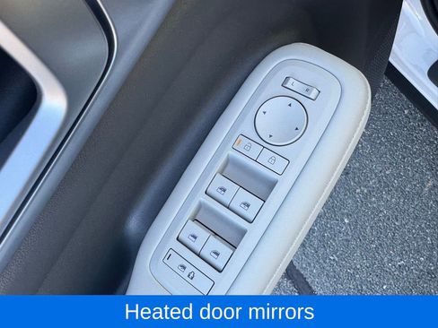 Used 2025 Hyundai Santa Fe SEL image 19