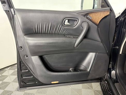 Used 2014 INFINITI QX80 2WD w/ Deluxe Touring Package image 8