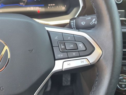 Used 2024 Volkswagen Jetta SE w/ Panoramic Sunroof Package FWD image 22