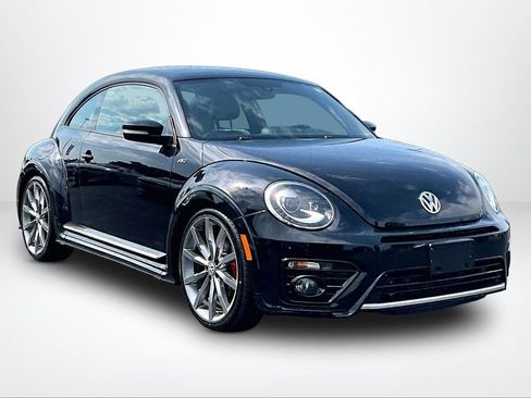 Used 2017 Volkswagen Beetle R-Line SEL FWD image 12