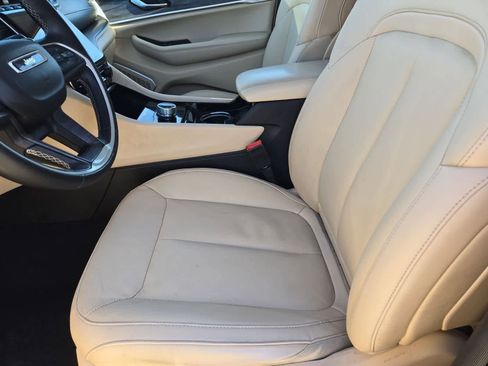 Used 2022 Jeep Grand Cherokee L Limited image 14