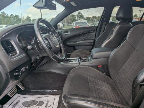 Used 2018 Dodge Charger R/T image 4