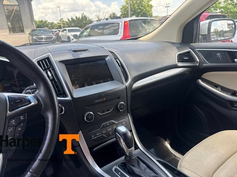 Used 2017 Ford Edge SEL w/ Equipment Group 201A AWD/4WD image 16