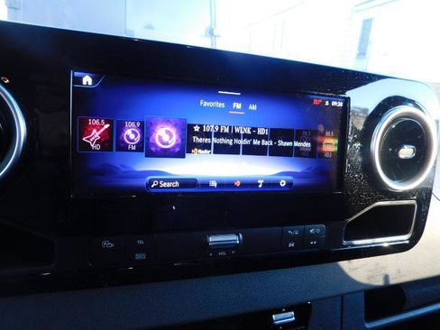 Used 2024 Mercedes-Benz eSprinter 170 Cargo image 29