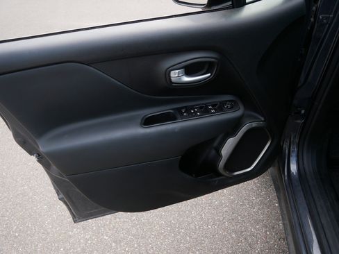 Used 2023 Jeep Renegade Limited w/ Sun/Sound Group image 22