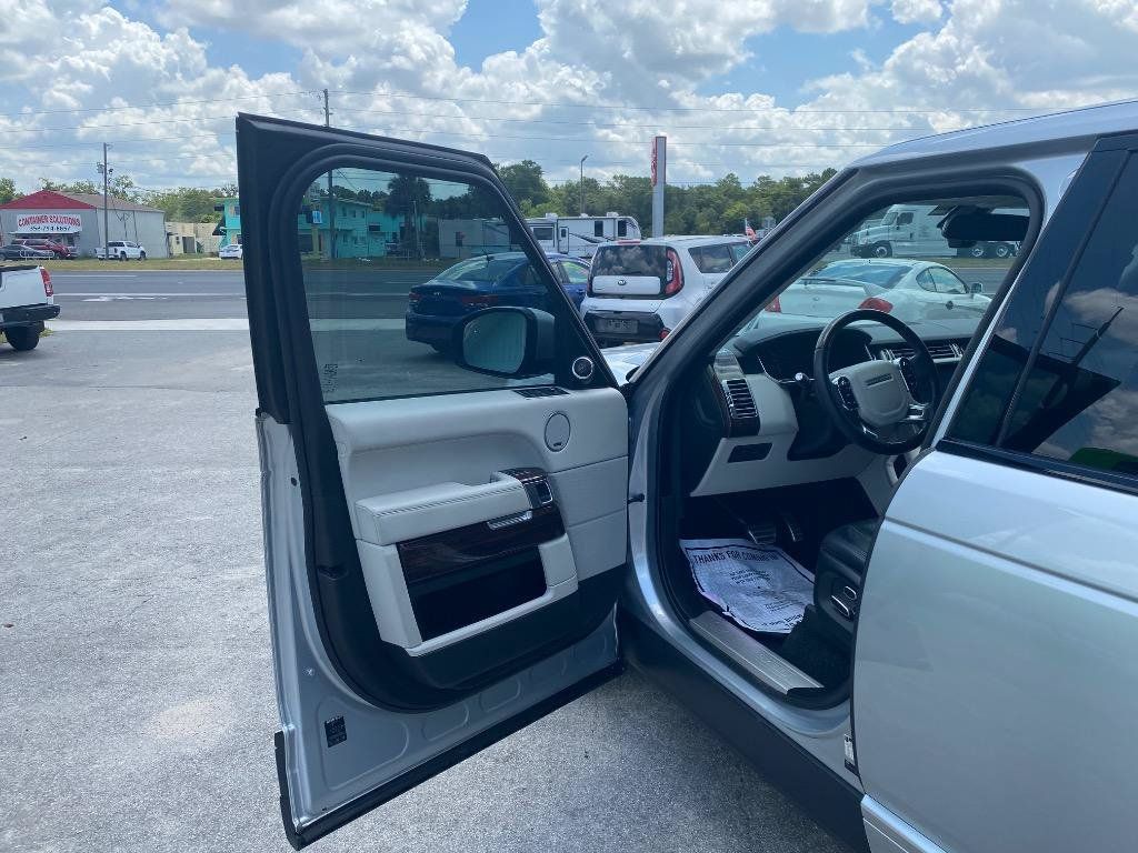 Used 2014 Land Rover Range Rover Supercharged AWD/4WD image 13