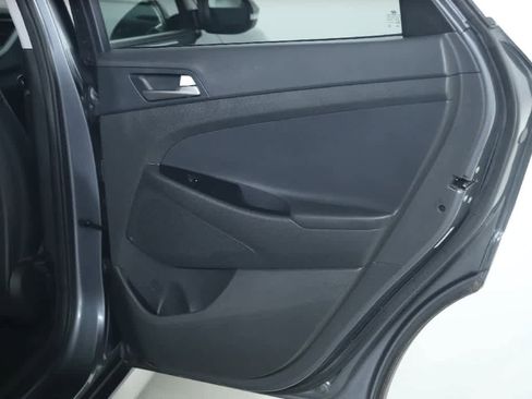 Used 2018 Hyundai Tucson Value w/ Cargo Package image 33