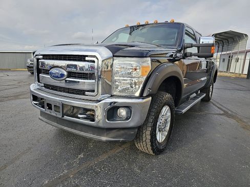 Used 2012 Ford F250 XLT w/ XLT Premium Pkg image 2