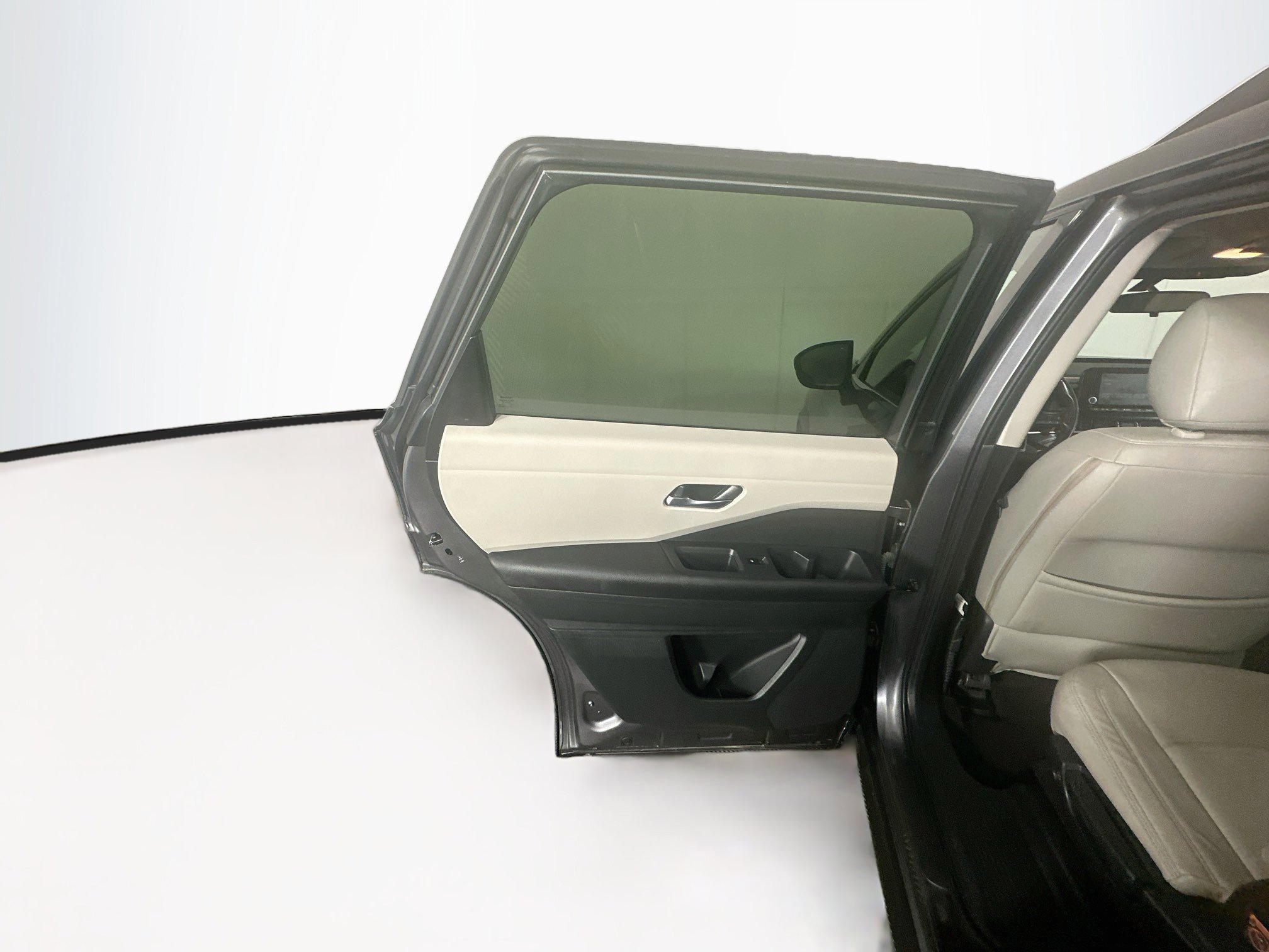 Used 2022 Nissan Pathfinder SV FWD image 25