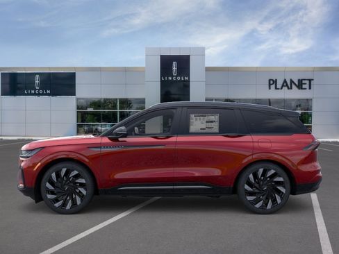 New 2026 Lincoln Nautilus Reserve w/ Jet Appearance Package AWD/4WD image 3