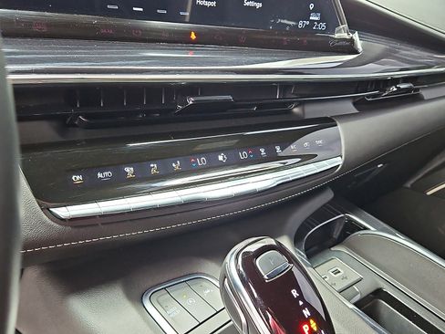 Certified 2024 Cadillac Escalade Sport w/ LPO, ONYX Package image 21