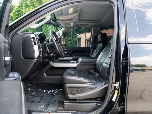 Used 2017 Chevrolet Silverado 2500 LTZ w/ Duramax Plus Package AWD/4WD image 19