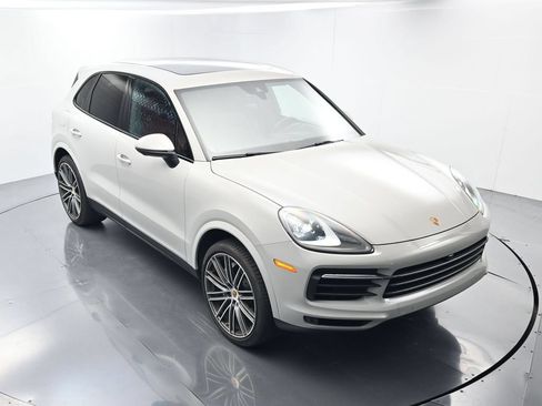 Certified 2023 Porsche Cayenne Platinum Edition AWD/4WD image 41