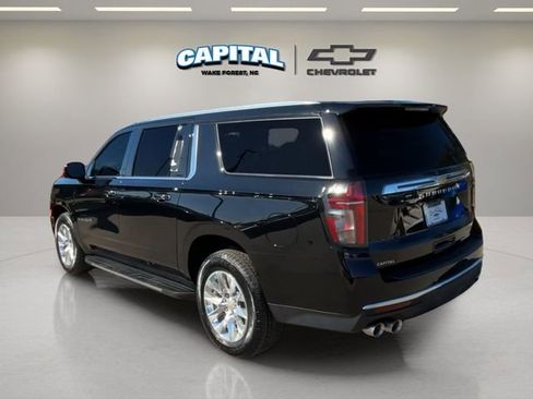 Used 2024 Chevrolet Suburban Premier image 3