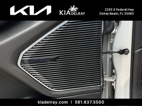 Used 2021 Jeep Grand Cherokee L Summit w/ Luxury Tech Group V AWD/4WD image 17