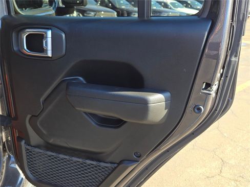 Used 2023 Jeep Wrangler Unlimited Sport image 8