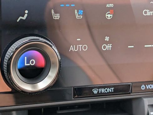 Used 2026 Lexus GX 550 w/ Accessory Package (2T) AWD/4WD image 33