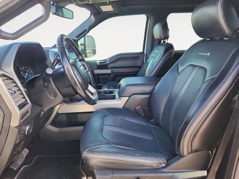 Used 2020 Ford F250 Platinum w/ FX4 Off-Road Package image 9